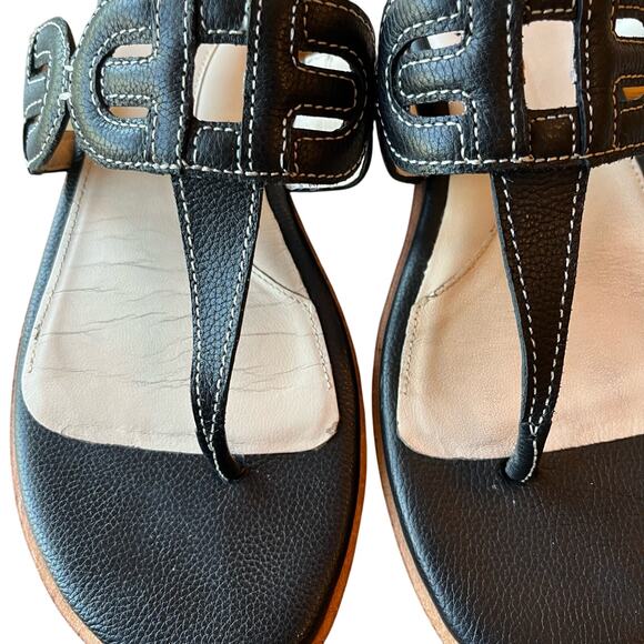 Cole Haan Sandals Size 8 Black Flat Leather Thong Slip On Flip Flop Comfort - Picture 7 of 9